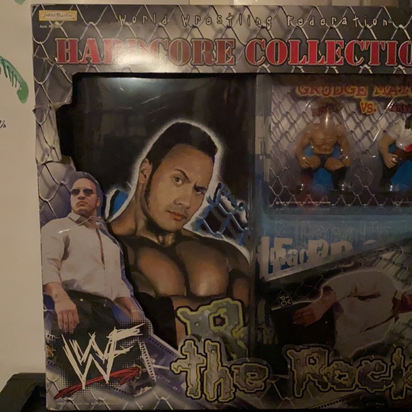 WWF Shirt - Picture 2 of 10